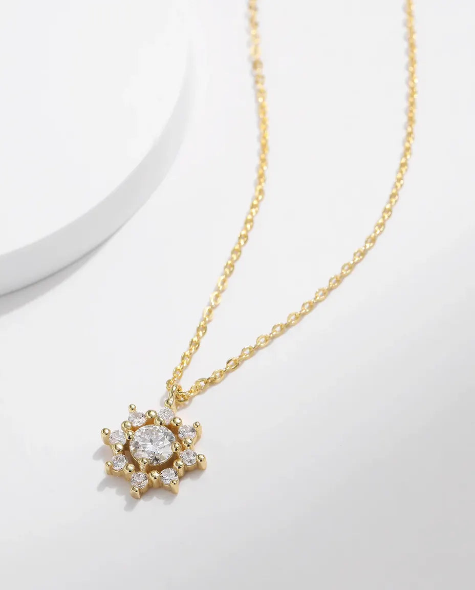 Gold Snowflake Moissanite Necklace – Star Halo Pendant in 925 Sterling Silver, 18K Gold Plated