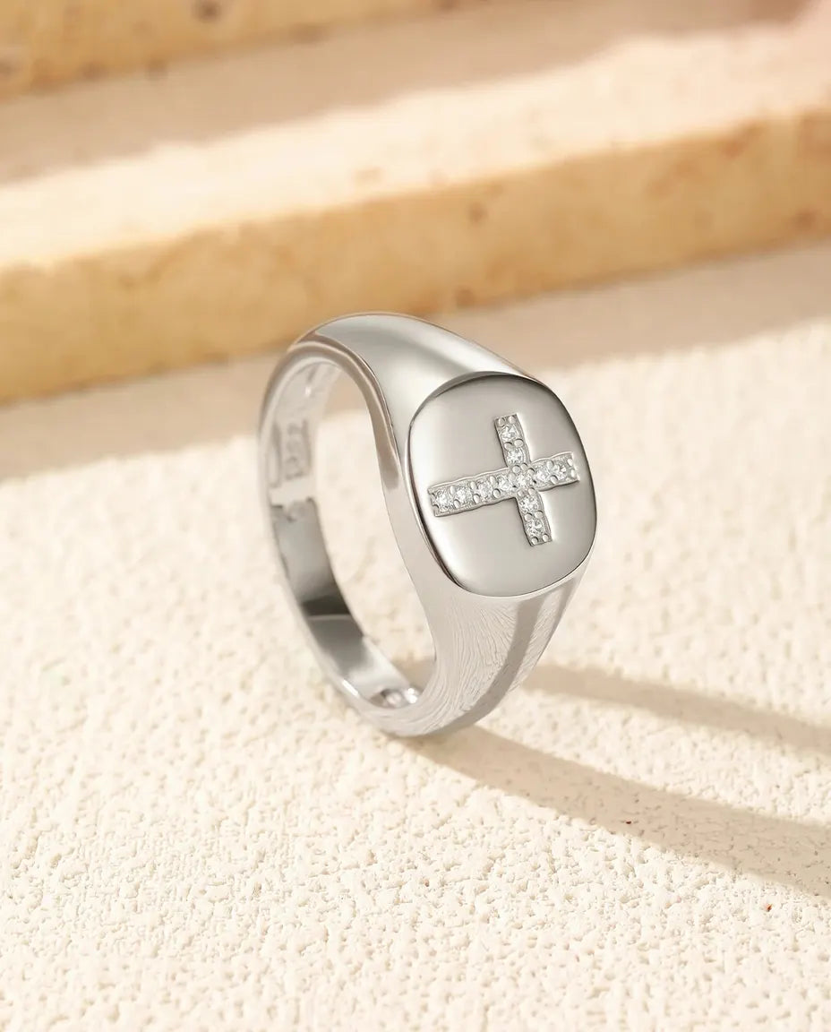 Moissanite cross signet ring in 925 sterling silver with pavé D color stones
