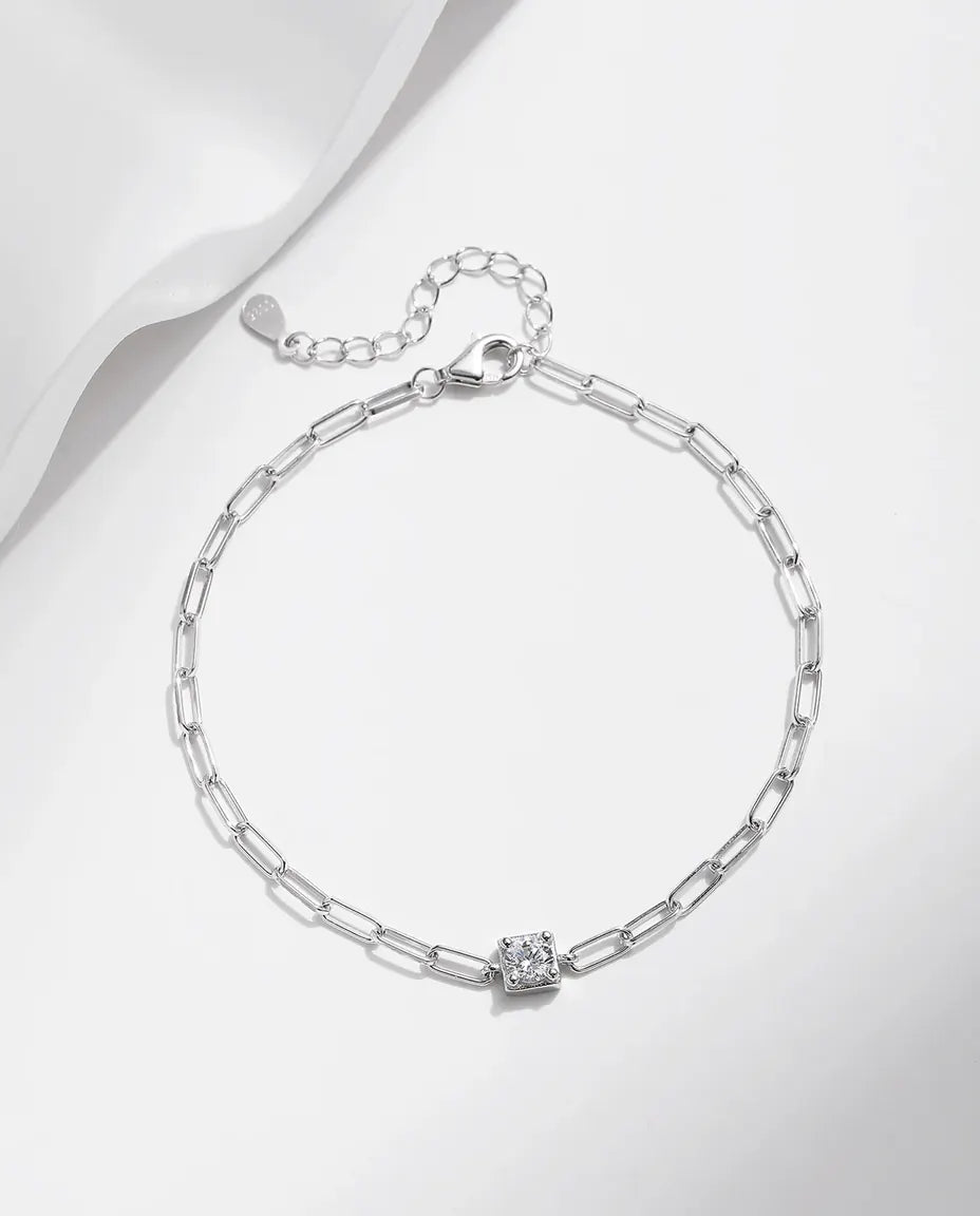 0.3ct moissanite paperclip chain bracelet in 925 sterling silver