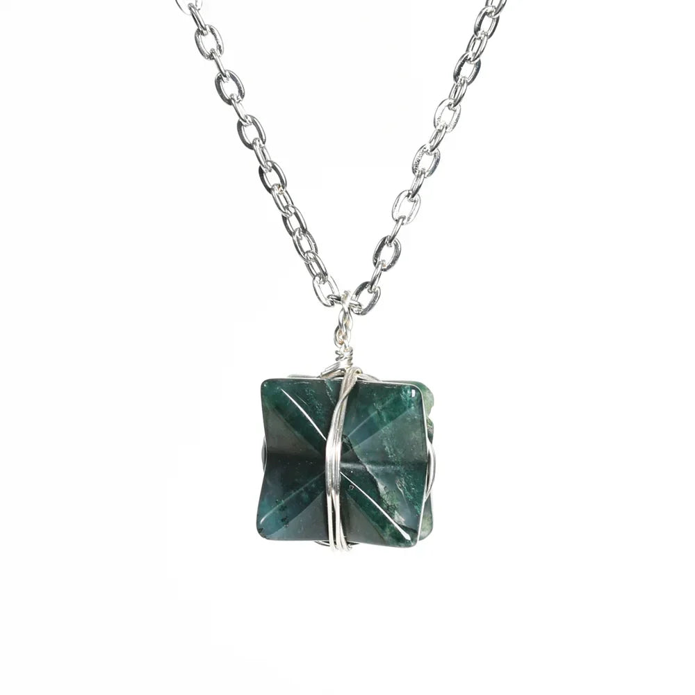 Moss Agate Merkaba Crystal Necklace – Balance & Abundance Healing Stone, Carved Merkaba Star Pendant, Silver or Gold Chain for Her